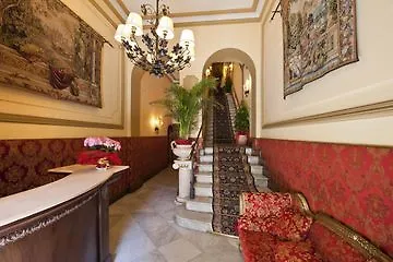 Residenza Antica Roma Hotel 4*, Róma Olaszország